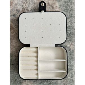 2-Layer Travel Jewelry Case